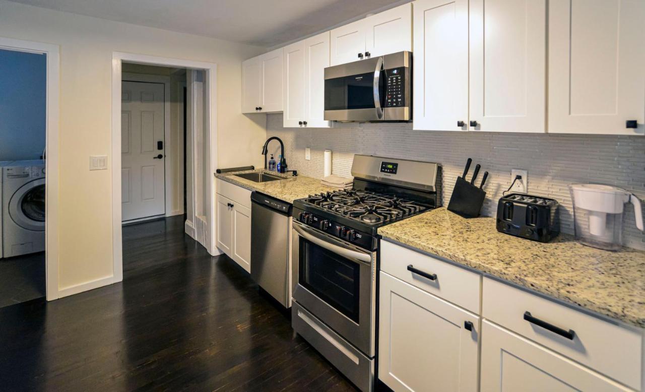 Stoneham Modern Two Bedroom Condo - Boston מראה חיצוני תמונה