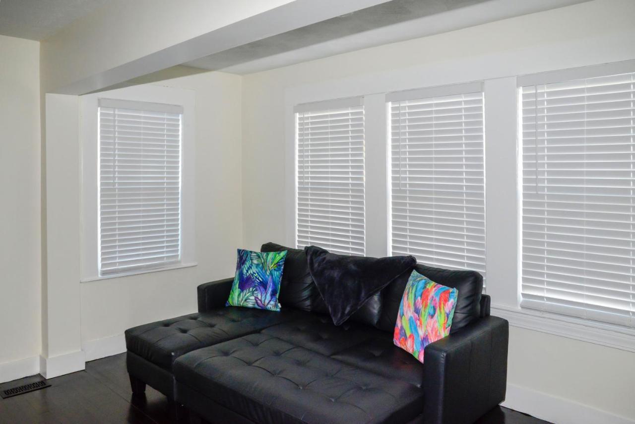 Stoneham Modern Two Bedroom Condo - Boston מראה חיצוני תמונה