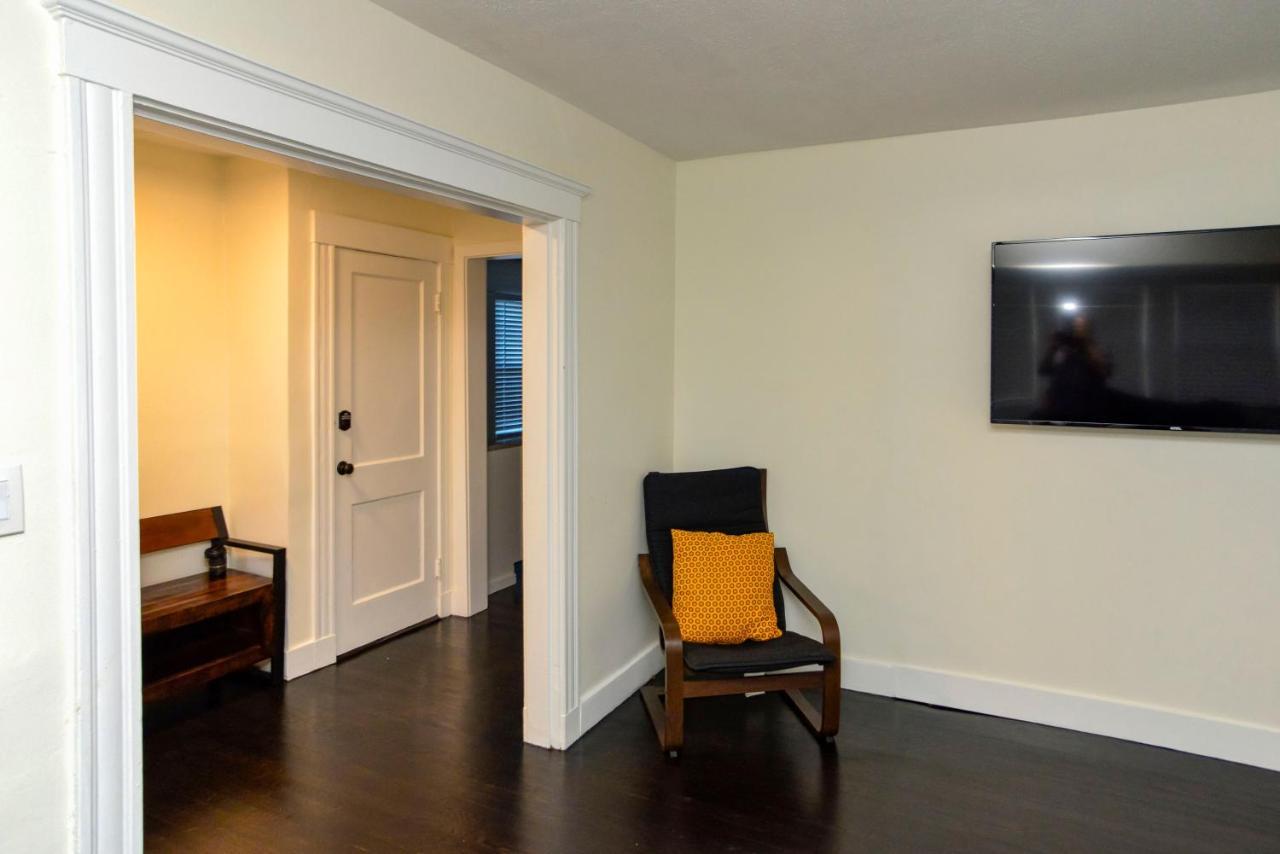 Stoneham Modern Two Bedroom Condo - Boston מראה חיצוני תמונה