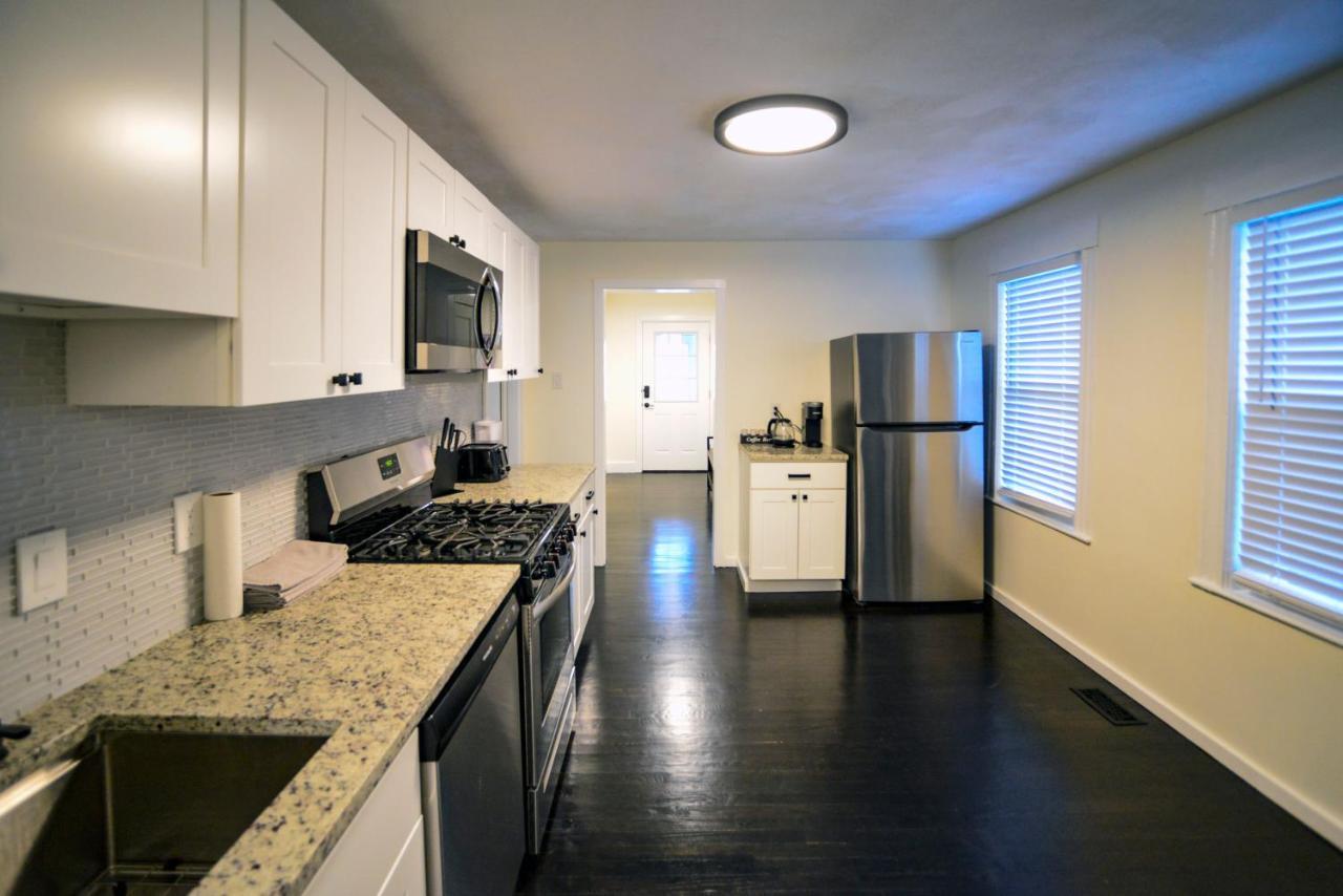 Stoneham Modern Two Bedroom Condo - Boston מראה חיצוני תמונה