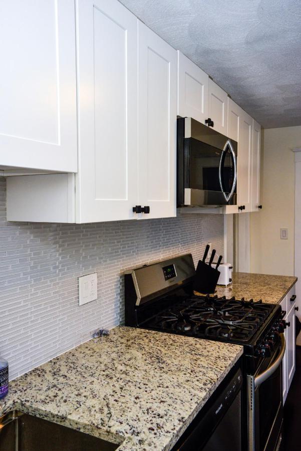 Stoneham Modern Two Bedroom Condo - Boston מראה חיצוני תמונה